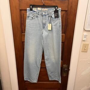 Levi's Premium Baggy Dad Women's Pick Sides Light Wash sz 25 x 30 NWT's $108